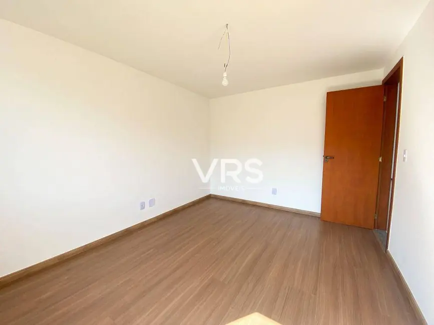 Foto 9 de Apartamento com 2 quartos à venda, 98m2 em Santa Cecília, Teresopolis - RJ