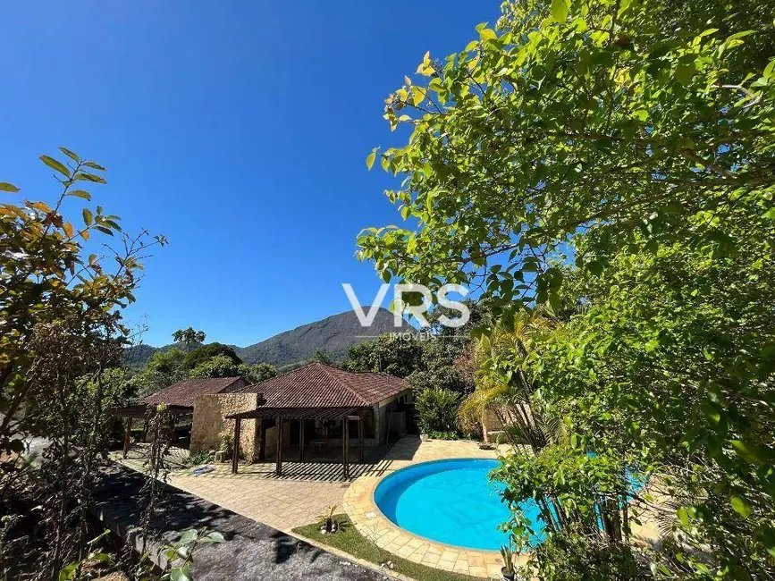 Casa com 6 quartos à venda, 3503m2 em Parque São Luiz, Teresopolis - RJ - imagem 2 Foto 2 de Casa com 6 quartos à venda, 3503m2 em Parque São Luiz, Teresopolis - RJ