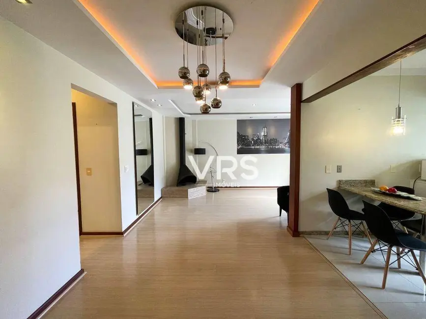 Apartamento com 2 quartos à venda, 80m2 em Várzea, Teresopolis - RJ - imagem 1 Foto 1 de Apartamento com 2 quartos à venda, 80m2 em Várzea, Teresopolis - RJ