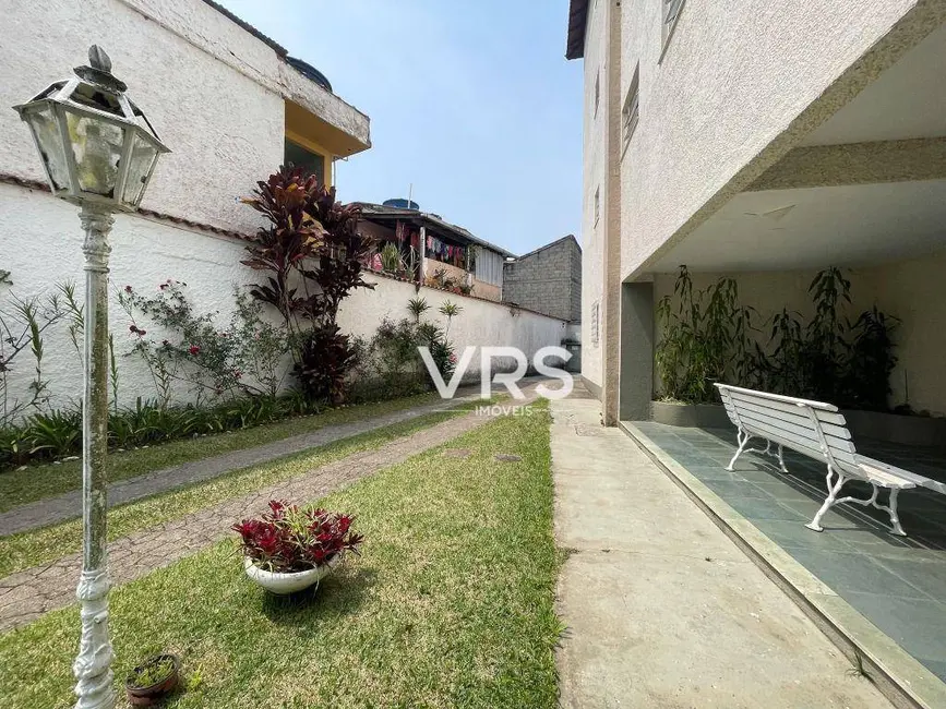 Foto 3 de Apartamento com 1 quarto à venda, 37m2 em Nossa Senhora de Fátima, Teresopolis - RJ