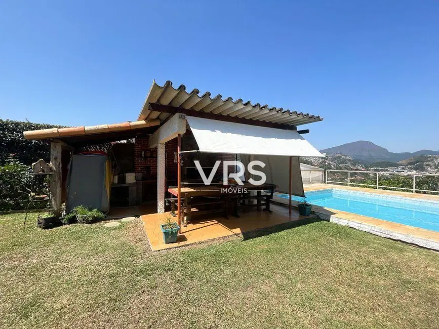 Casa com 4 quartos à venda, 1500m2 em Golfe, Teresopolis - RJ - imagem 4 Foto 4 de Casa com 4 quartos à venda, 1500m2 em Golfe, Teresopolis - RJ
