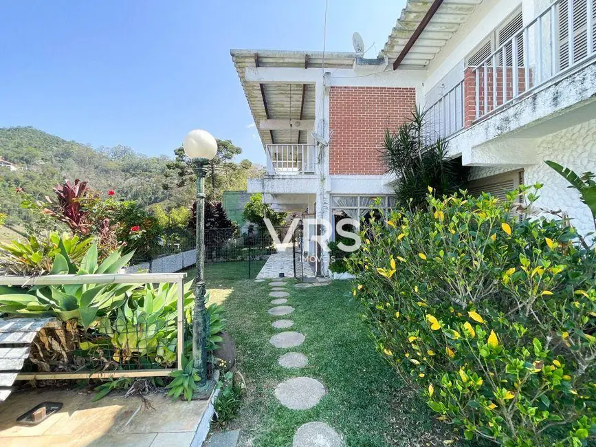 Casa com 4 quartos à venda, 1500m2 em Golfe, Teresopolis - RJ - imagem 5 Foto 5 de Casa com 4 quartos à venda, 1500m2 em Golfe, Teresopolis - RJ