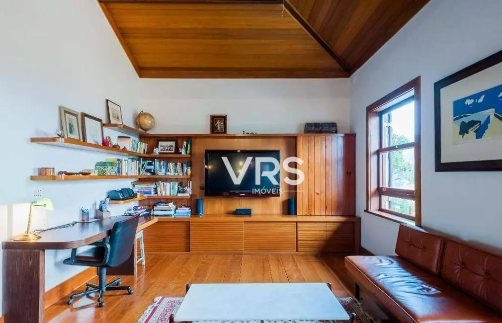 Foto 8 de Casa de Condomínio com 6 quartos à venda, 307m2 em Parque do Imbui, Teresopolis - RJ