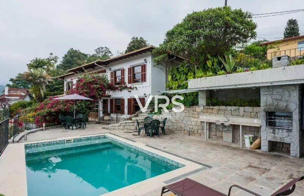 Foto 1 de Casa de Condomínio com 6 quartos à venda, 307m2 em Parque do Imbui, Teresopolis - RJ