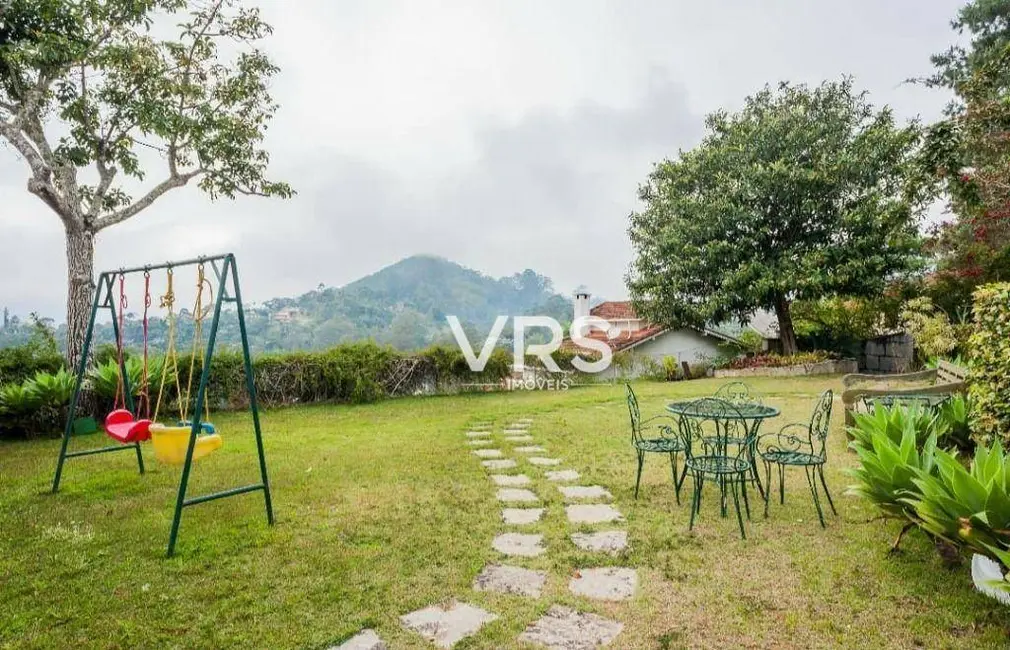 Foto 3 de Casa de Condomínio com 6 quartos à venda, 307m2 em Parque do Imbui, Teresopolis - RJ