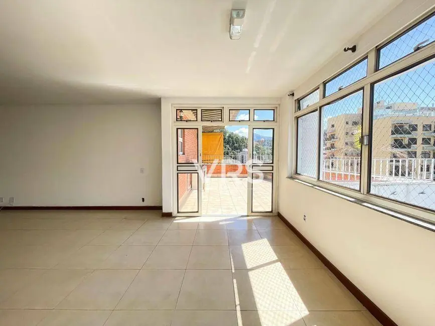 Cobertura com 3 quartos à venda, 119m2 em Várzea, Teresopolis - RJ - imagem 9 Foto 9 de Cobertura com 3 quartos à venda, 119m2 em Várzea, Teresopolis - RJ