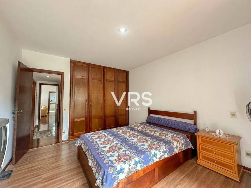 Foto 8 de Apartamento com 3 quartos à venda, 144m2 em Várzea, Teresopolis - RJ