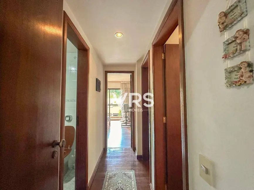 Foto 7 de Apartamento com 3 quartos à venda, 144m2 em Várzea, Teresopolis - RJ