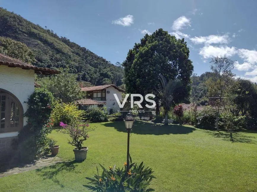 Apartamento com 3 quartos à venda, 85m2 em Itaipava, Petropolis - RJ - imagem 4 Foto 4 de Apartamento com 3 quartos à venda, 85m2 em Itaipava, Petropolis - RJ