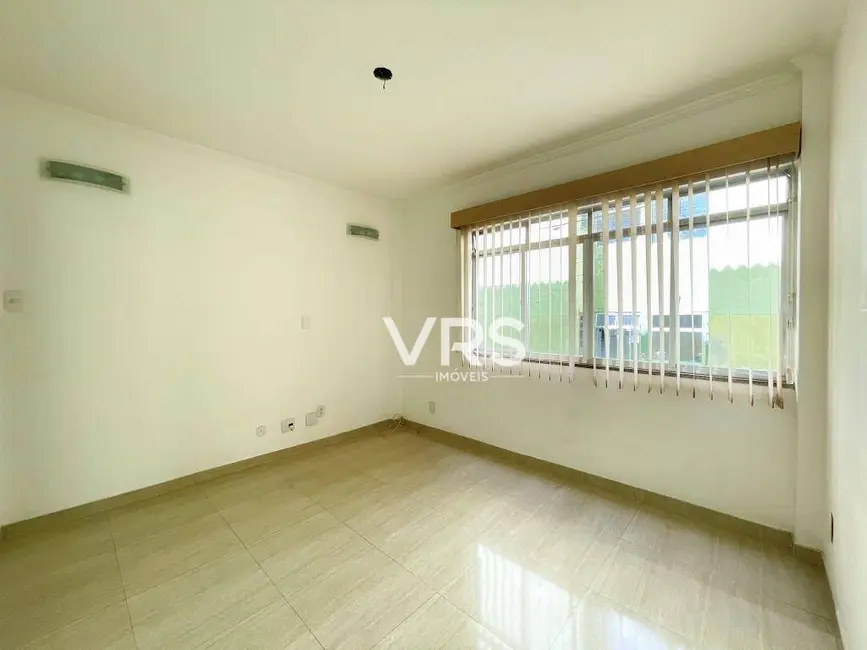 Foto 3 de Apartamento com 2 quartos à venda, 36m2 em Barra do Imbuí, Teresopolis - RJ