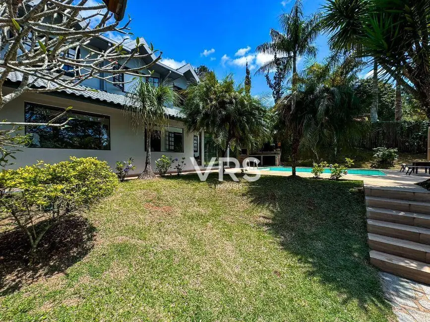 Foto 1 de Casa de Condomínio com 5 quartos à venda, 1100m2 em Albuquerque, Teresopolis - RJ