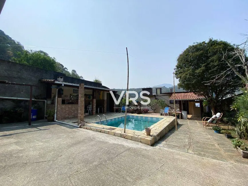 Casa com 2 quartos à venda, 504m2 em Vale do Paraíso, Teresopolis - RJ - imagem 4 Foto 4 de Casa com 2 quartos à venda, 504m2 em Vale do Paraíso, Teresopolis - RJ