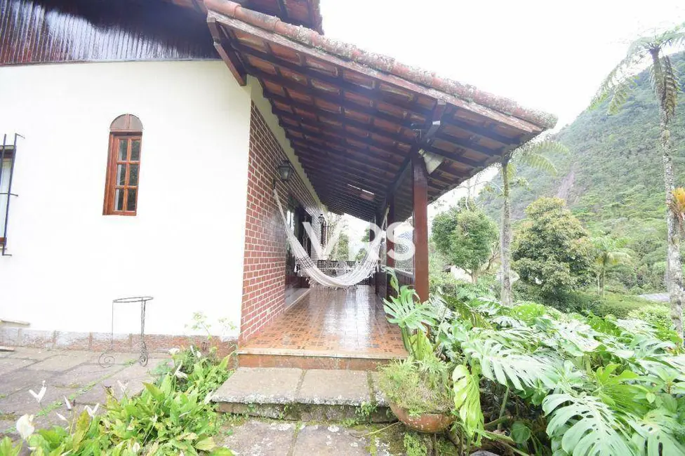 Casa com 4 quartos à venda, 1800m2 em Granja Guarani, Teresopolis - RJ - imagem 9 Foto 9 de Casa com 4 quartos à venda, 1800m2 em Granja Guarani, Teresopolis - RJ