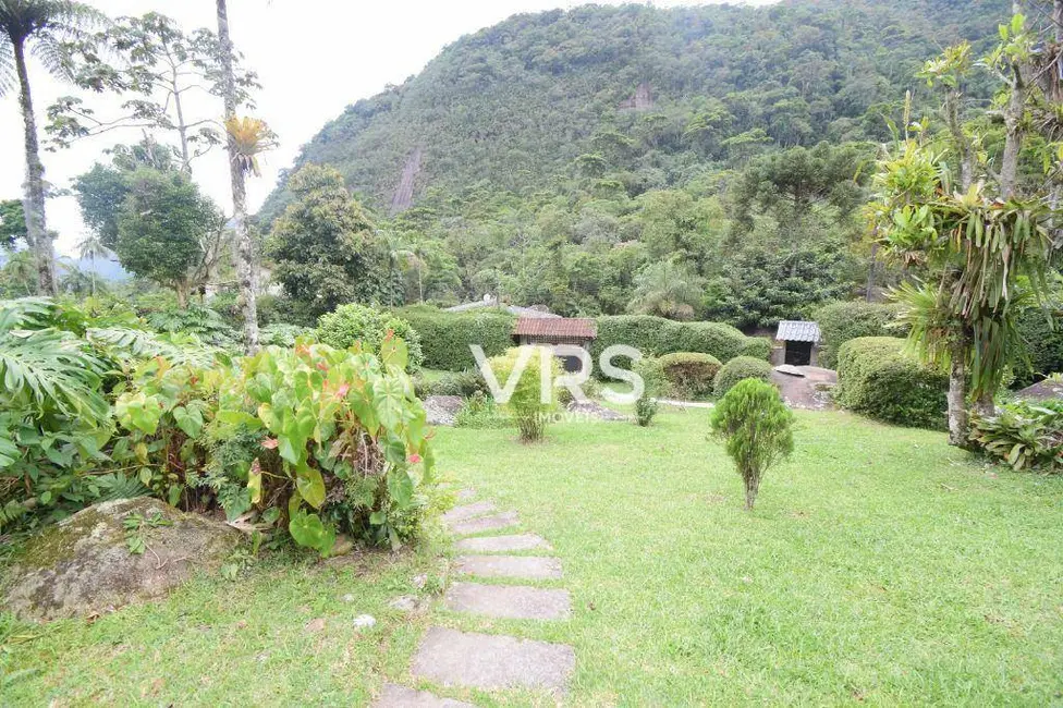 Casa com 4 quartos à venda, 1800m2 em Granja Guarani, Teresopolis - RJ - imagem 5 Foto 5 de Casa com 4 quartos à venda, 1800m2 em Granja Guarani, Teresopolis - RJ