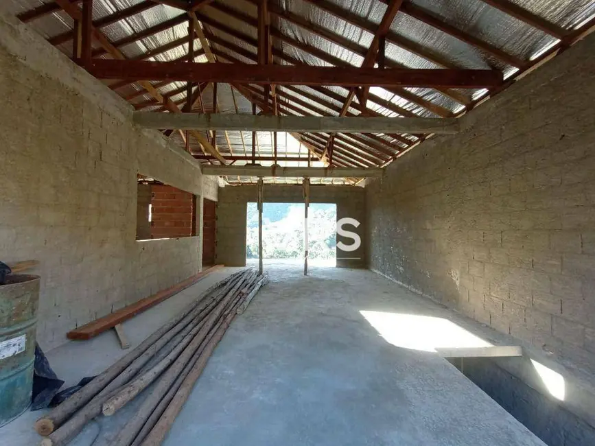 Foto 6 de Casa de Condomínio com 3 quartos à venda, 334m2 em Albuquerque, Teresopolis - RJ