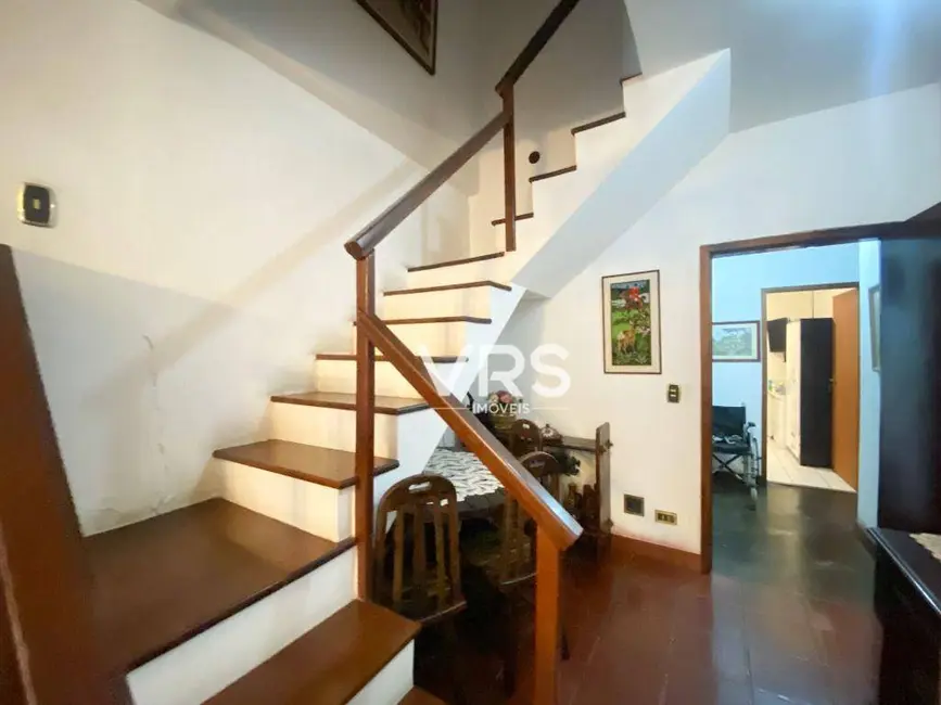 Casa com 4 quartos à venda, 116m2 em Várzea, Teresopolis - RJ - imagem 8 Foto 8 de Casa com 4 quartos à venda, 116m2 em Várzea, Teresopolis - RJ