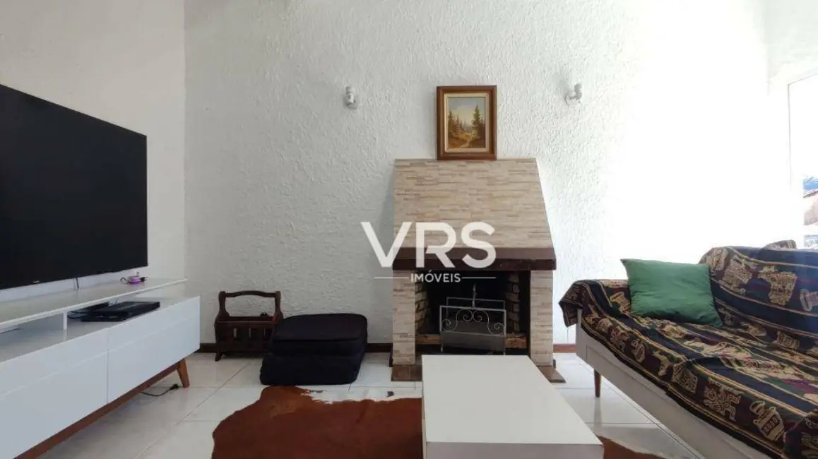 Foto 8 de Casa de Condomínio com 3 quartos à venda, 102m2 em Iucas, Teresopolis - RJ