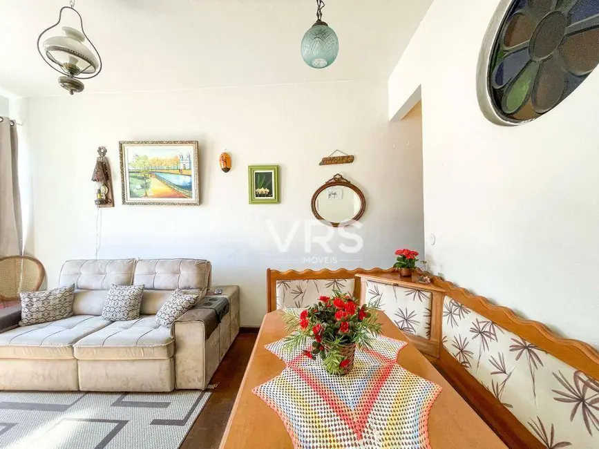 Foto 3 de Apartamento com 2 quartos à venda, 50m2 em Várzea, Teresopolis - RJ