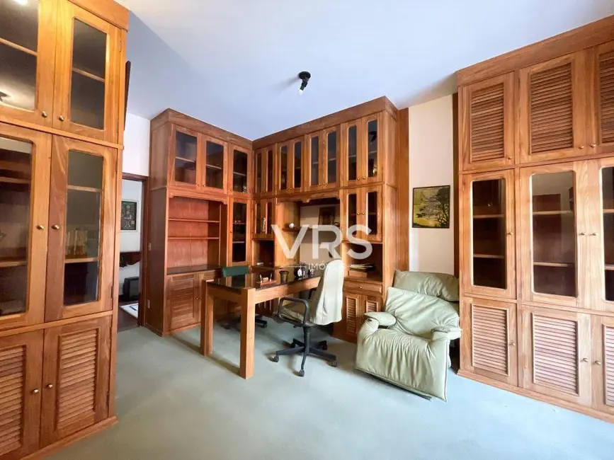 Cobertura com 5 quartos à venda, 2450m2 em Nossa Senhora de Fátima, Teresopolis - RJ - imagem 9 Foto 9 de Cobertura com 5 quartos à venda, 2450m2 em Nossa Senhora de Fátima, Teresopolis - RJ