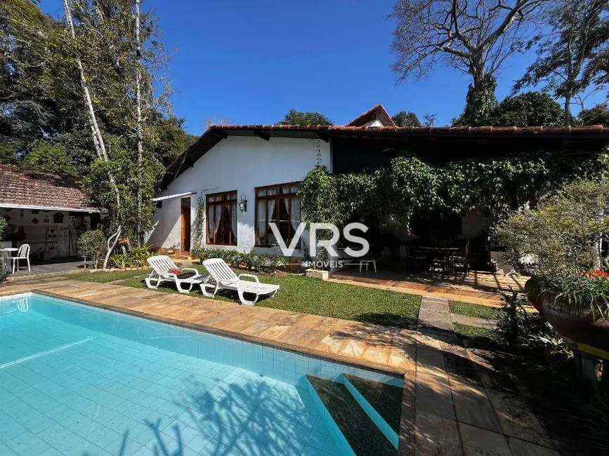Foto 2 de Casa com 4 quartos à venda, 2560m2 em Parque do Imbui, Teresopolis - RJ