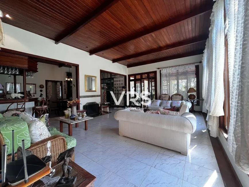 Casa com 4 quartos à venda, 2560m2 em Parque do Imbui, Teresopolis - RJ - imagem 7 Foto 7 de Casa com 4 quartos à venda, 2560m2 em Parque do Imbui, Teresopolis - RJ