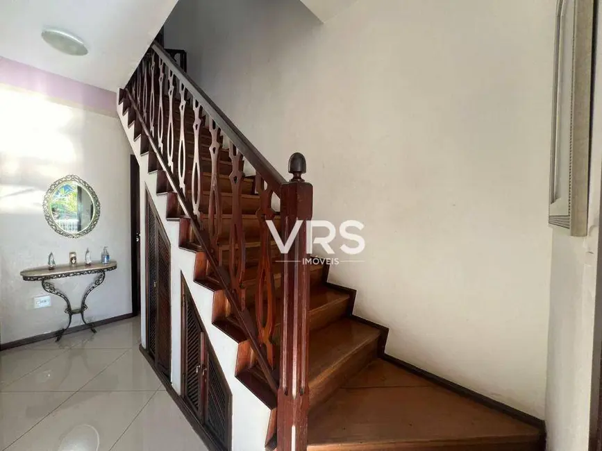 Casa com 3 quartos à venda, 446m2 em Várzea, Teresopolis - RJ - imagem 7 Foto 7 de Casa com 3 quartos à venda, 446m2 em Várzea, Teresopolis - RJ