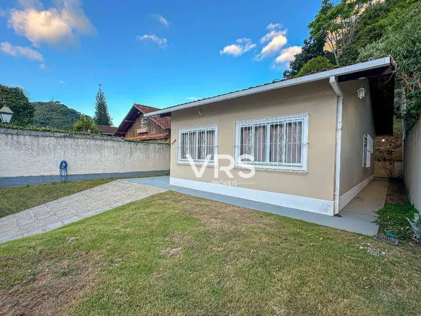 Foto 2 de Casa com 3 quartos à venda, 569m2 em Alto, Teresopolis - RJ