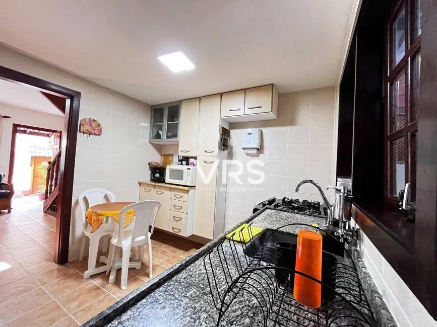 Foto 9 de Casa de Condomínio com 3 quartos à venda, 32m2 em Araras, Teresopolis - RJ