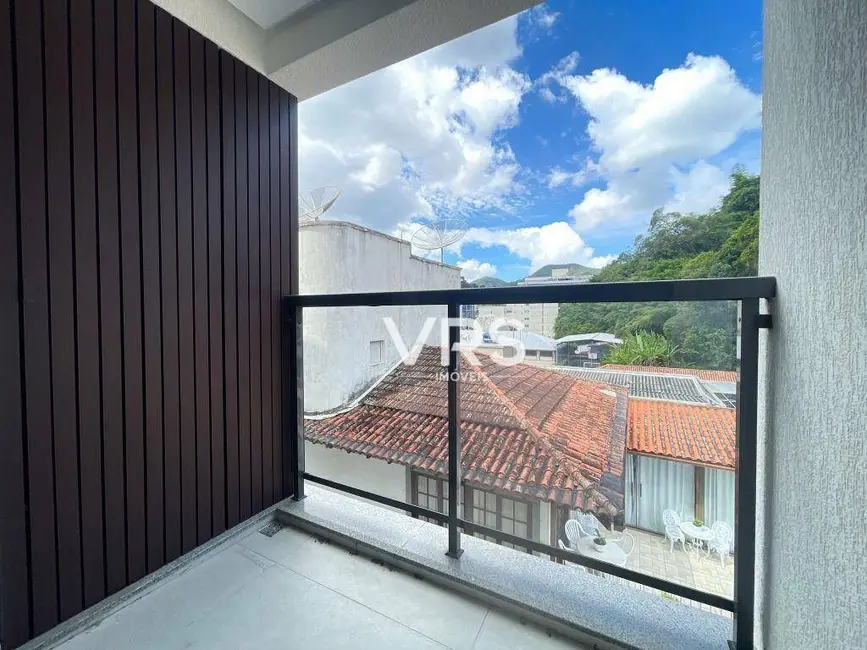 Foto 3 de Apartamento com 1 quarto à venda, 47m2 em Várzea, Teresopolis - RJ
