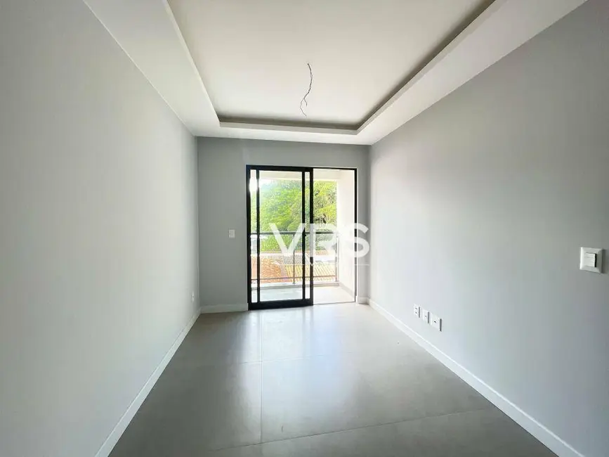 Foto 2 de Apartamento com 1 quarto à venda, 47m2 em Várzea, Teresopolis - RJ