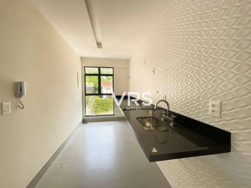 Foto 7 de Apartamento com 1 quarto à venda, 47m2 em Várzea, Teresopolis - RJ
