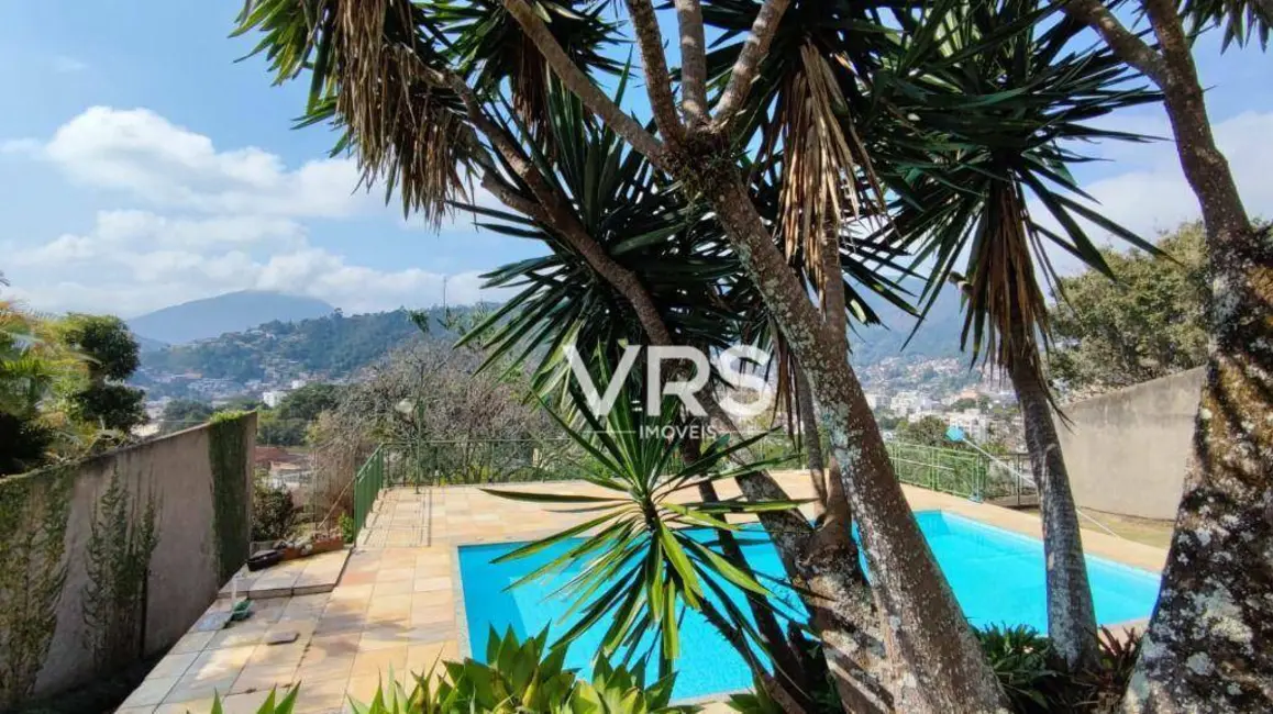 Foto 2 de Casa com 6 quartos à venda, 1333m2 em Iucas, Teresopolis - RJ