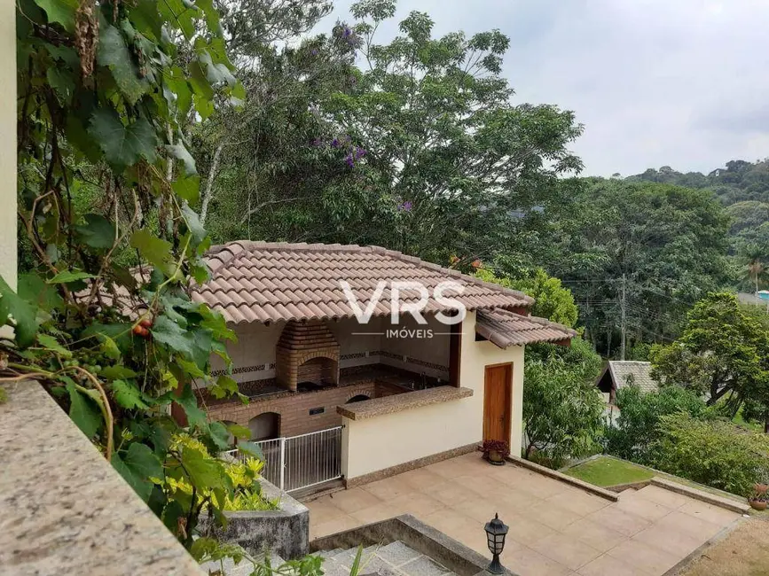Casa com 4 quartos à venda, 1400m2 em Albuquerque, Teresopolis - RJ - imagem 9 Foto 9 de Casa com 4 quartos à venda, 1400m2 em Albuquerque, Teresopolis - RJ