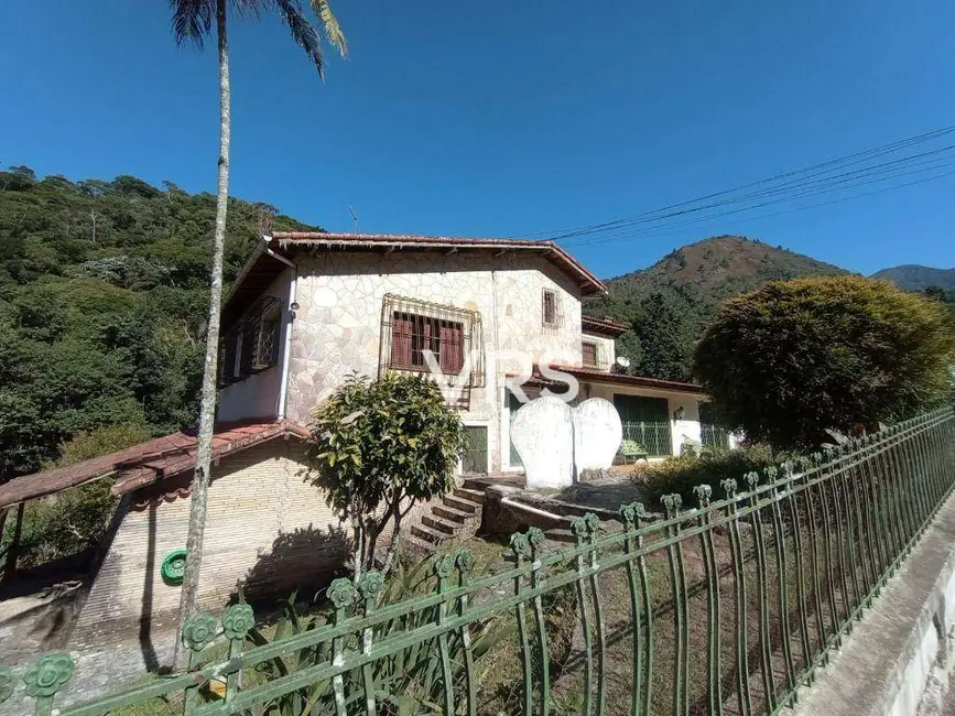 Casa com 7 quartos à venda, 3345m2 em Cascata dos Amores, Teresopolis - RJ - imagem 3 Foto 3 de Casa com 7 quartos à venda, 3345m2 em Cascata dos Amores, Teresopolis - RJ