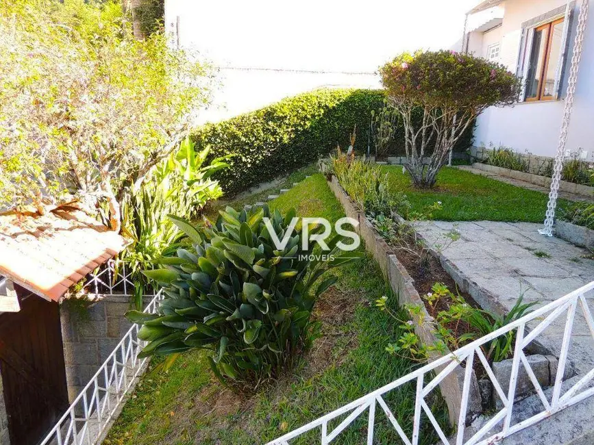 Casa com 4 quartos à venda, 721m2 em Golfe, Teresopolis - RJ - imagem 5 Foto 5 de Casa com 4 quartos à venda, 721m2 em Golfe, Teresopolis - RJ