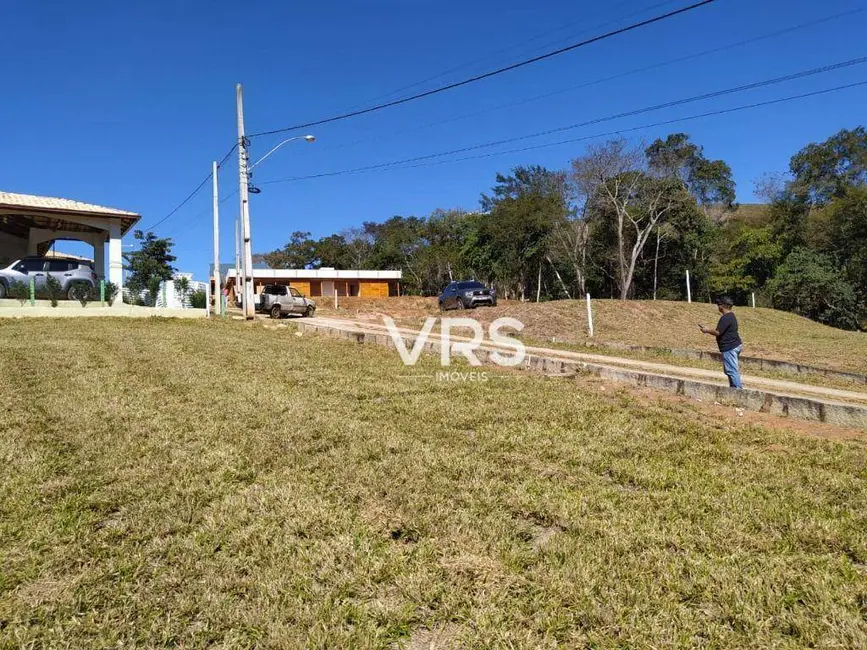 Foto 1 de Terreno / Lote à venda, 820m2 em Bonsucesso, Teresopolis - RJ