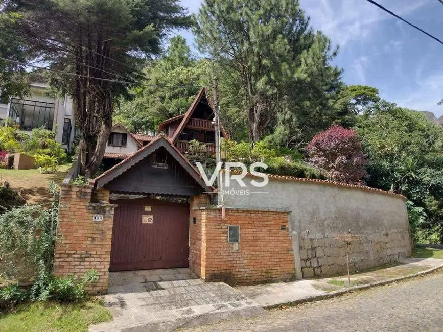 Foto 2 de Casa com 3 quartos à venda, 910m2 em Cascata dos Amores, Teresopolis - RJ