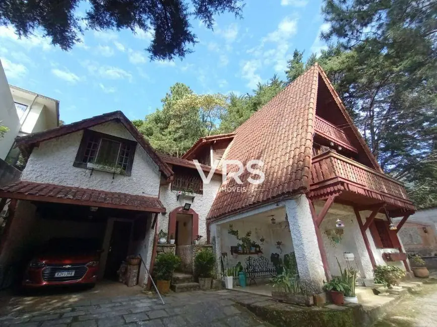 Foto 5 de Casa com 3 quartos à venda, 910m2 em Cascata dos Amores, Teresopolis - RJ