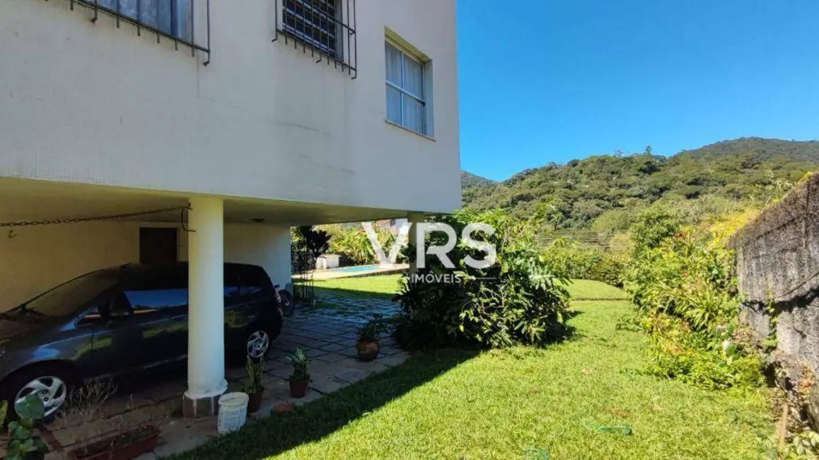 Foto 9 de Casa com 3 quartos à venda, 1210m2 em Carlos Guinle, Teresopolis - RJ