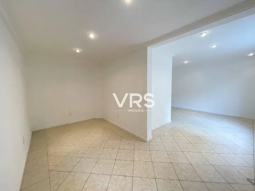 Foto 3 de Casa de Condomínio com 3 quartos à venda, 1112m2 em Panorama, Teresopolis - RJ