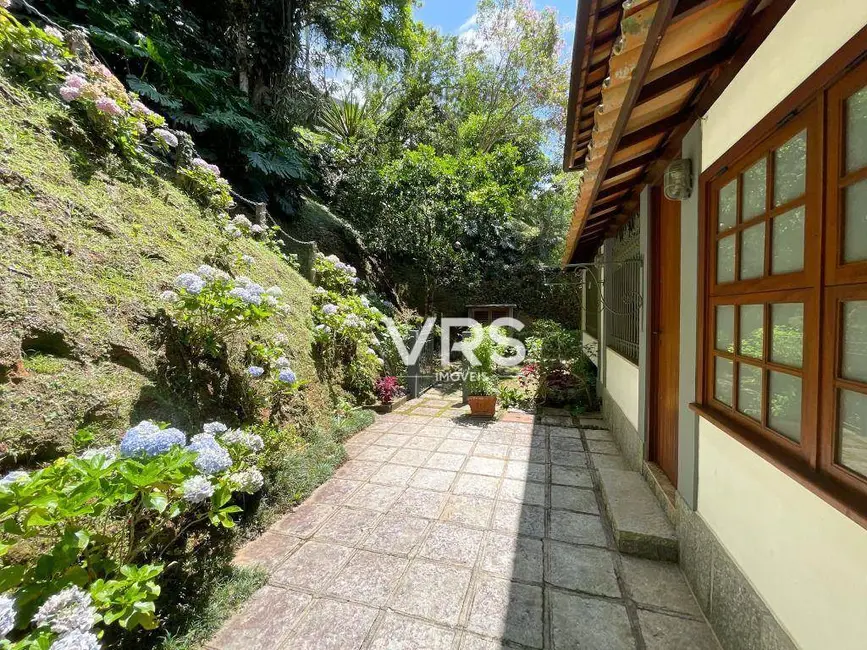 Foto 4 de Casa de Condomínio com 4 quartos à venda, 1200m2 em Parque do Imbui, Teresopolis - RJ
