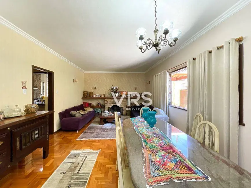 Casa com 3 quartos à venda, 360m2 em Golfe, Teresopolis - RJ - imagem 8 Foto 8 de Casa com 3 quartos à venda, 360m2 em Golfe, Teresopolis - RJ