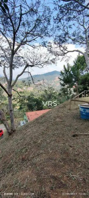 Foto 1 de Terreno / Lote à venda, 1745m2 em Golfe, Teresopolis - RJ