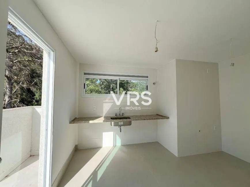 Foto 8 de Apartamento com 2 quartos à venda, 93m2 em Pimenteiras, Teresopolis - RJ