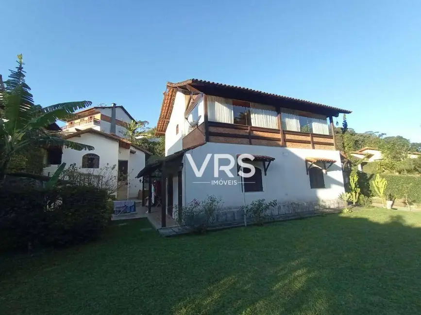 Casa com 2 quartos à venda, 1150m2 em Carlos Guinle, Teresopolis - RJ - imagem 1 Foto 1 de Casa com 2 quartos à venda, 1150m2 em Carlos Guinle, Teresopolis - RJ