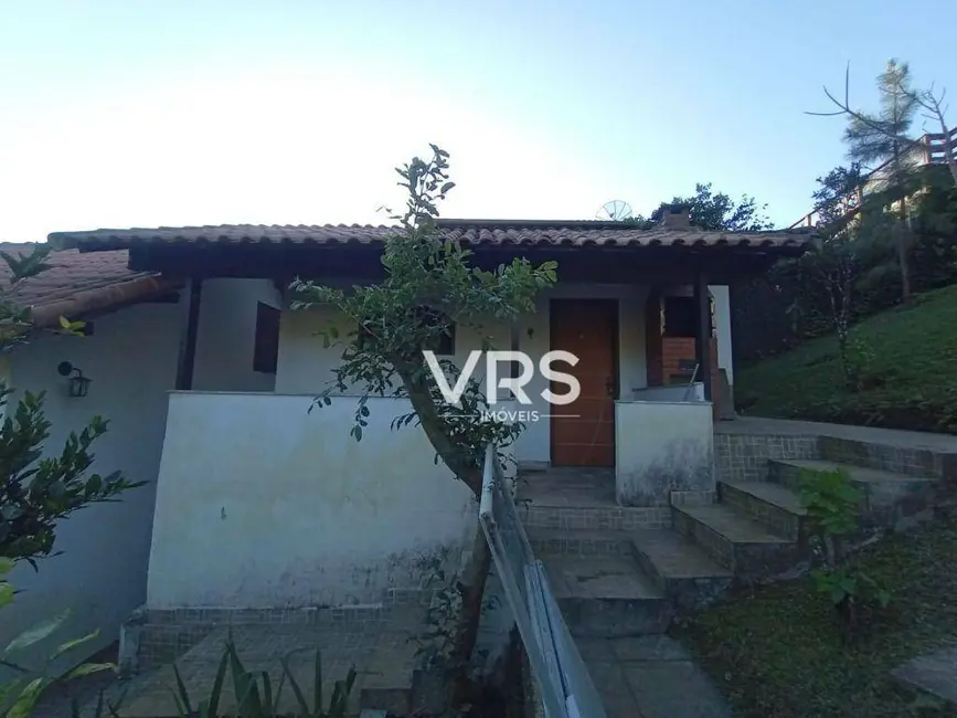 Casa com 2 quartos à venda, 1150m2 em Carlos Guinle, Teresopolis - RJ - imagem 5 Foto 5 de Casa com 2 quartos à venda, 1150m2 em Carlos Guinle, Teresopolis - RJ