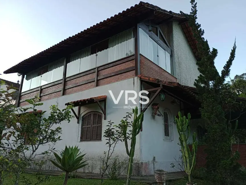 Casa com 2 quartos à venda, 1150m2 em Carlos Guinle, Teresopolis - RJ - imagem 2 Foto 2 de Casa com 2 quartos à venda, 1150m2 em Carlos Guinle, Teresopolis - RJ
