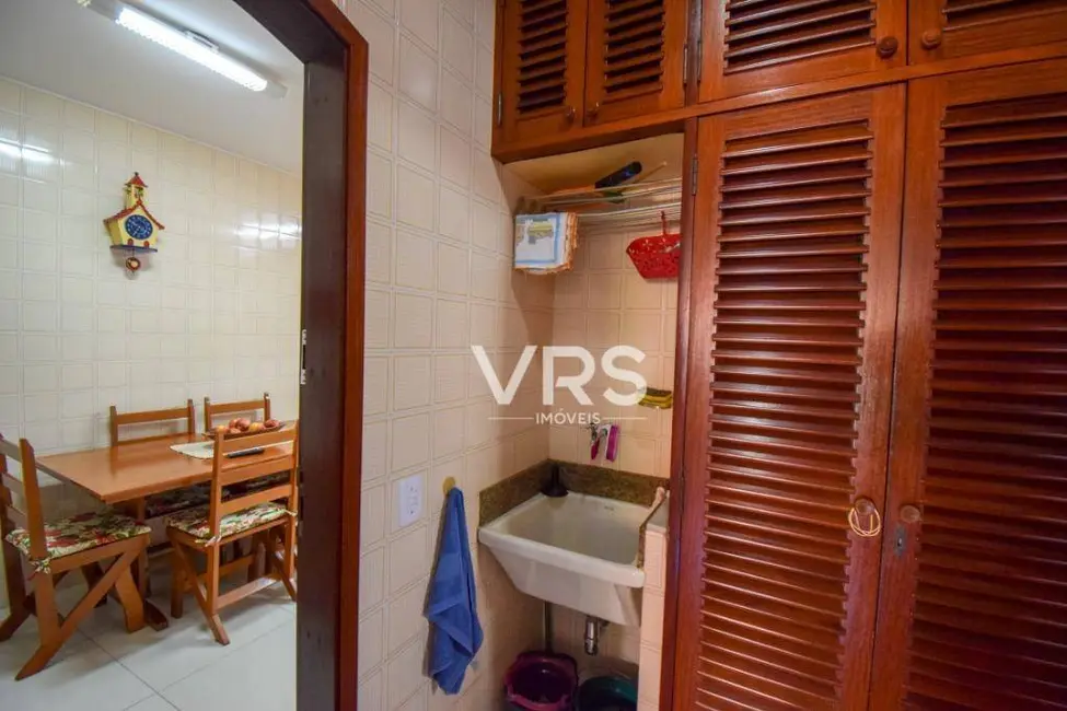 Foto 7 de Casa com 6 quartos à venda, 1000m2 em Várzea, Teresopolis - RJ