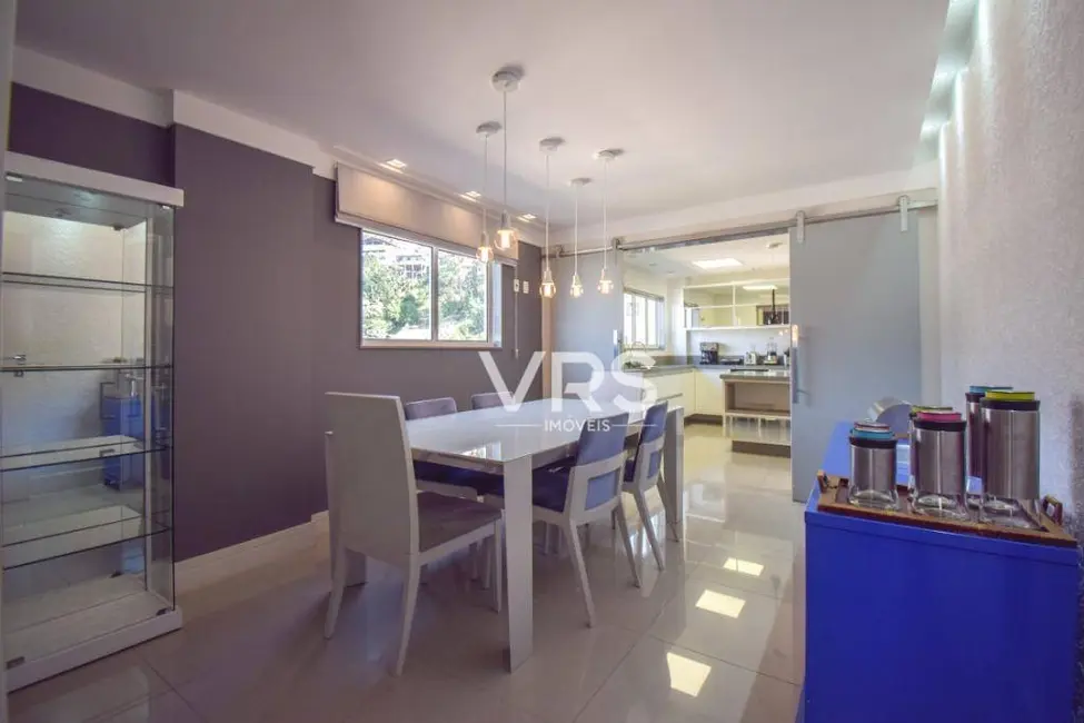 Foto 9 de Cobertura com 3 quartos à venda, 505m2 em Agriões, Teresopolis - RJ