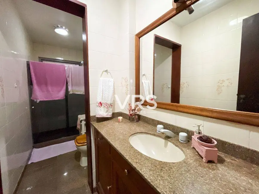 Foto 8 de Apartamento com 3 quartos à venda, 166m2 em Várzea, Teresopolis - RJ